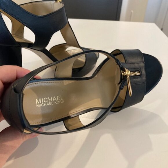 MICHAEL KORS Heeled Sandals - Picture 7 of 7